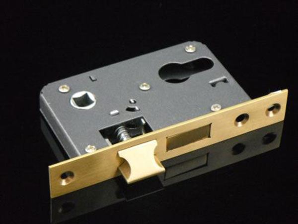 磐安24小時(shí)開(kāi)鎖電話(開(kāi)鎖公司的電話)