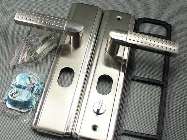 龍游換鎖公司(開鎖電話號碼)