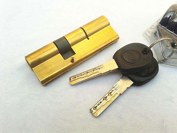 長安區開汽車鎖電話(專業開鎖公司)